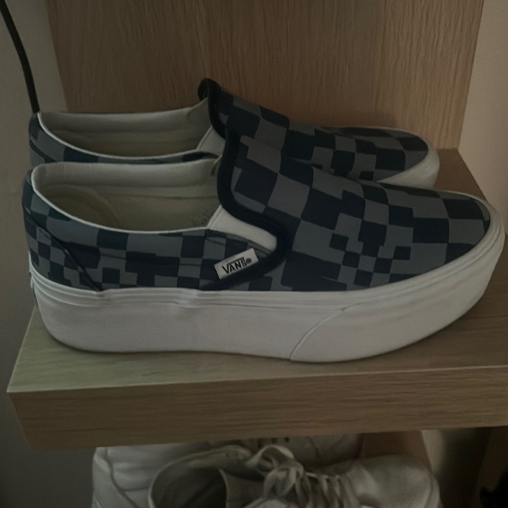 Blue platform Vans!!💙